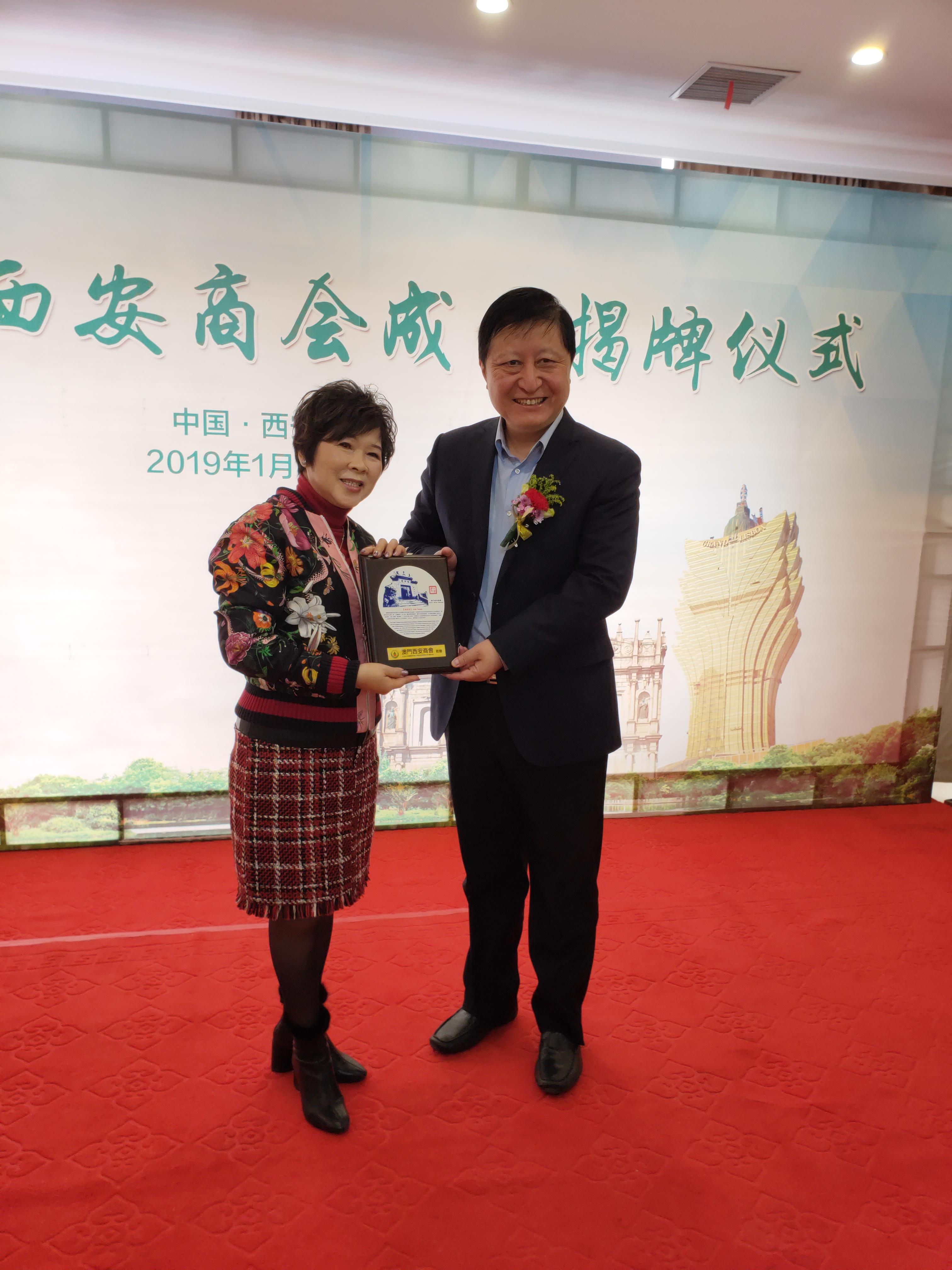 澳門一肖100準(zhǔn)免費(fèi)——揭秘彩票背后的秘密，澳門彩票揭秘，一肖預(yù)測背后的真相