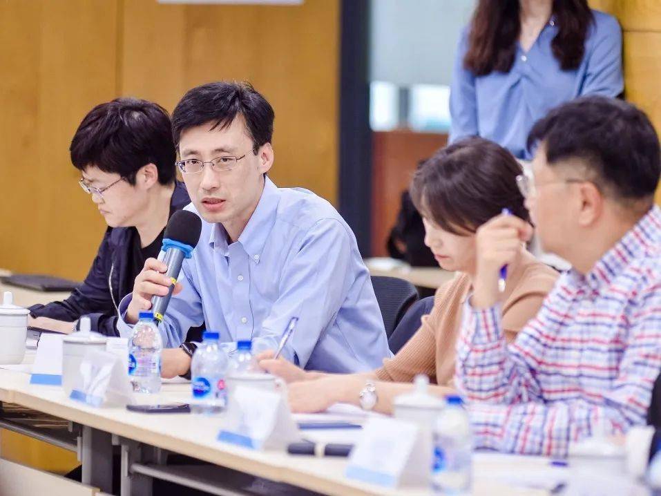 王中王一肖中持嗎？深度解析背后的故事與真相，揭秘王中王一肖背后的故事與真相，深度解析與真相探討