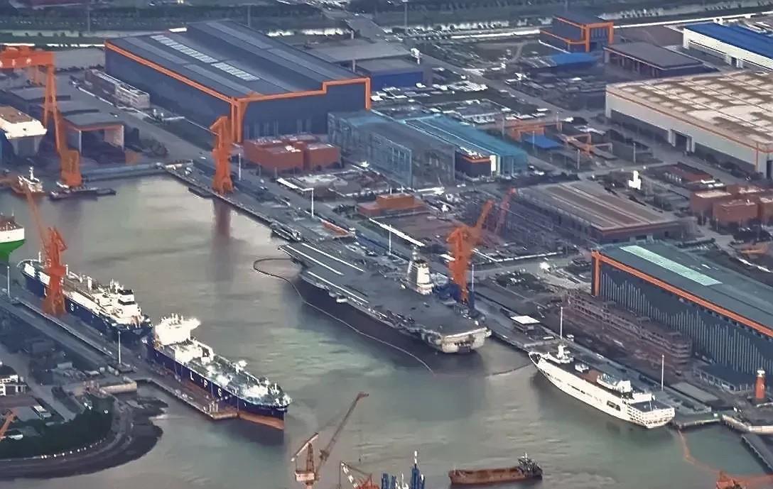 遼寧艦與山東艦，兩大巨艦的對比，遼寧艦與山東艦，兩大巨艦深度對比